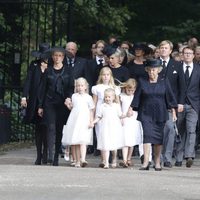 La Familia Real Holandesa a su llegada al funeral del Príncipe Friso de Holanda
