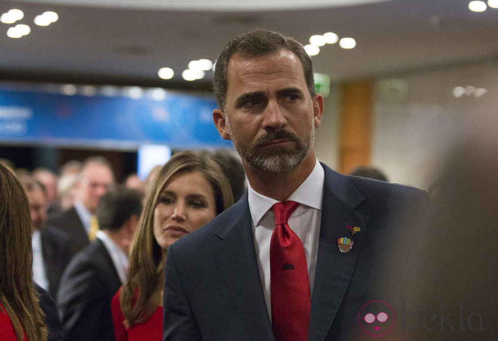 Los Príncipes Felipe y Letizia, tristes tras la derrota de Madrid 2020