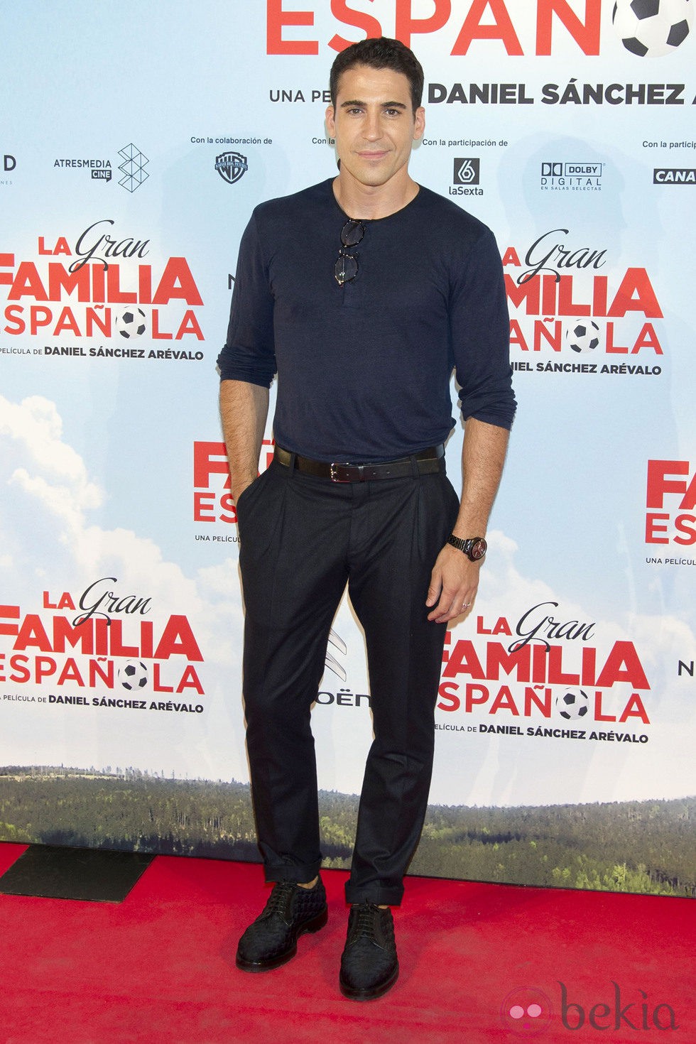 Miguel Ángel Silvestre en el estreno de 'La Gran Familia Española'