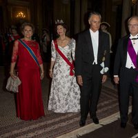 Los Reyes de Suecia con el presidente de Portugal y su esposa en una cena de gala en el Palacio Real