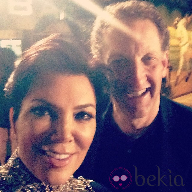 Kris Jenner junto a Larry Baer