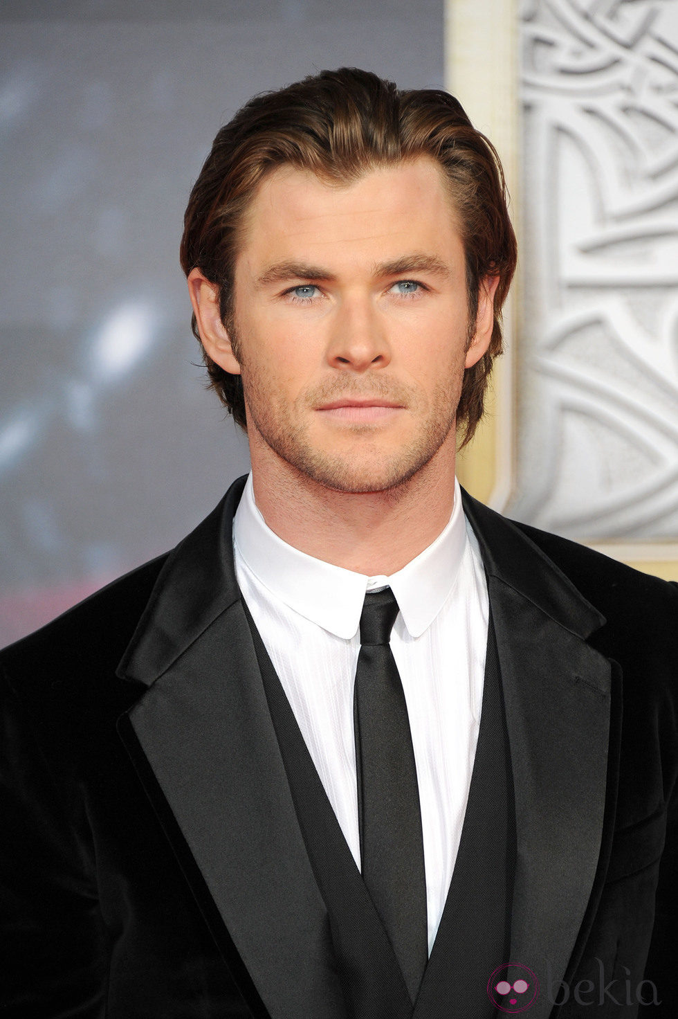 Chris Hemsworth posa para los medios en la premiere de 'Thor: El mundo oscuro' en Berlín