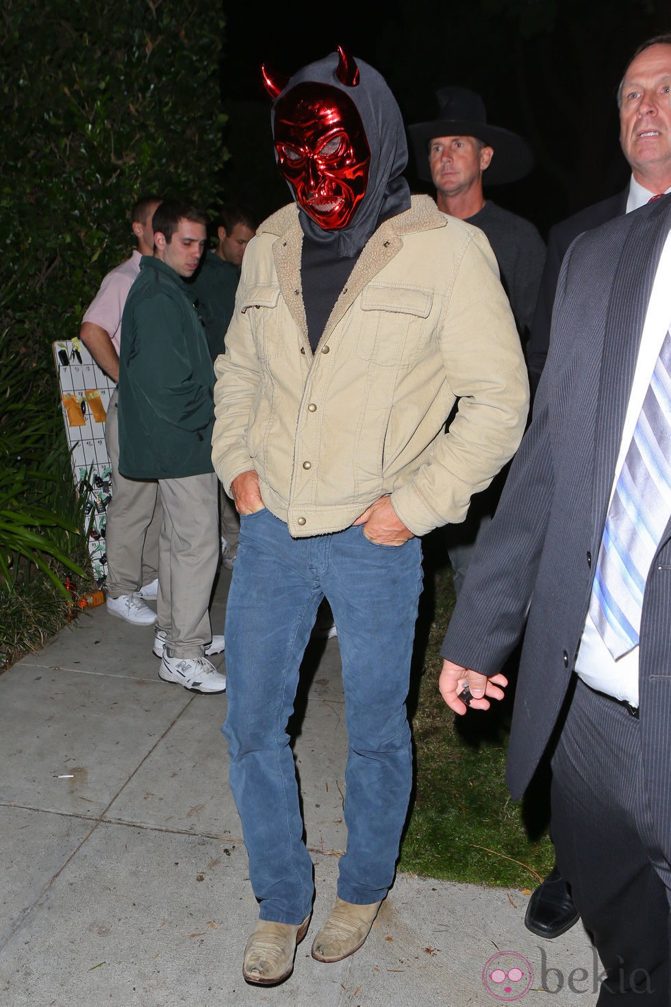 Sean Penn disfrazado de demonio en una fiesta de Halloween en Beverly Hills