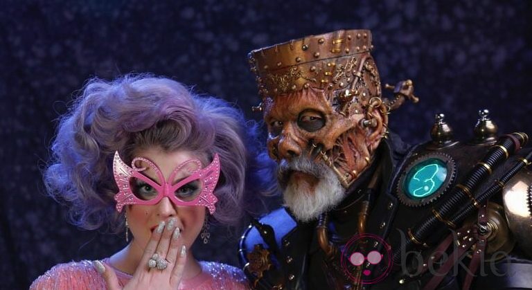 Kelly Osbourne disfrazada en una fiesta de Halloween