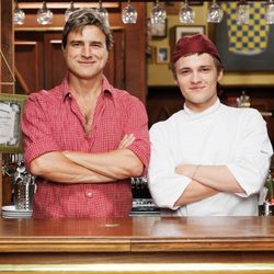 Alberto San Juan y Adam Jezierski en la serie 'Cheers'