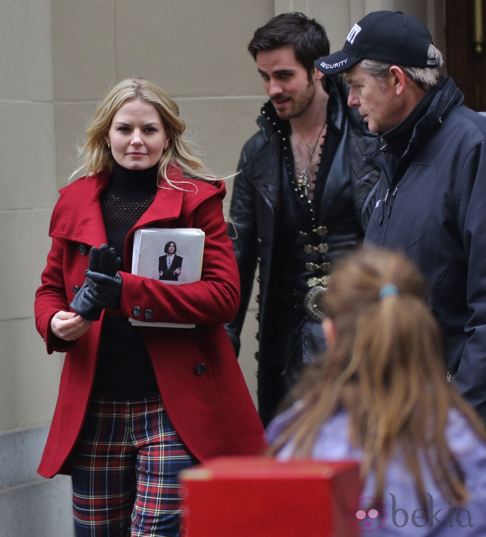 Jennifer Morrison y Colin O'Donoghue graban 'Érase una vez' en Vancouver