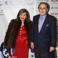 Jaime Peñafiel y su mujer en el SICAB 2013 en Sevilla