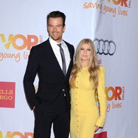 Josh Duhamel y Fergie en la Gala Trevor 2013