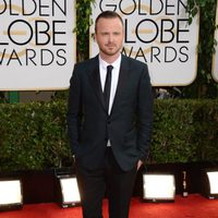 Aaron Paul en la alfombra roja de los Globos de Oro 2014
