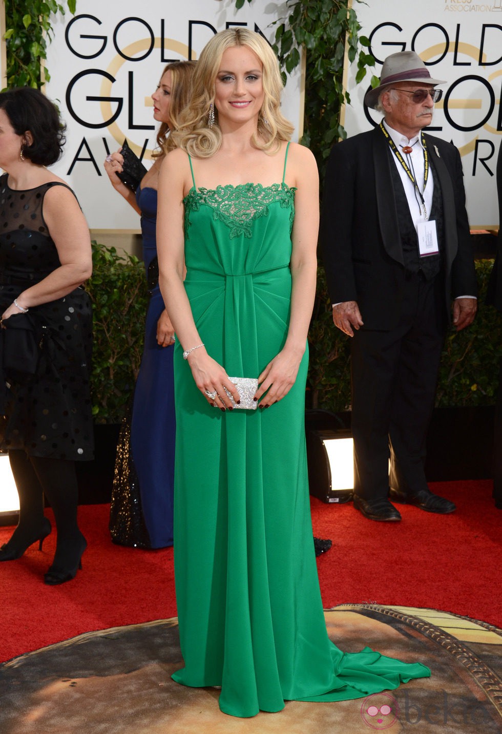 Taylor Schilling en la alfombra roja de los Globos de Oro 2014