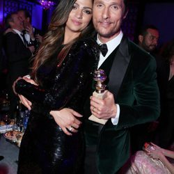 Matthew McConaughey y Camila Alves en la fiesta NBC tras los Globos de Oro 2014