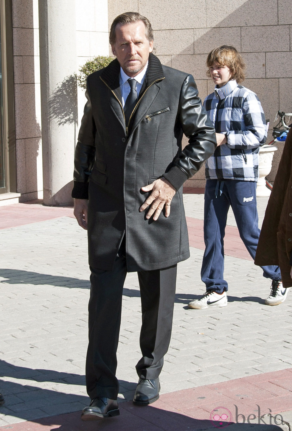 Bernd Schuster en el tanatorio de Luis Aragonés