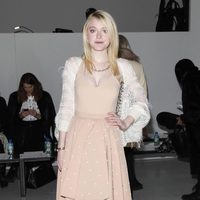Dakota Fanning en la Semana de la Moda de Nueva York 2014