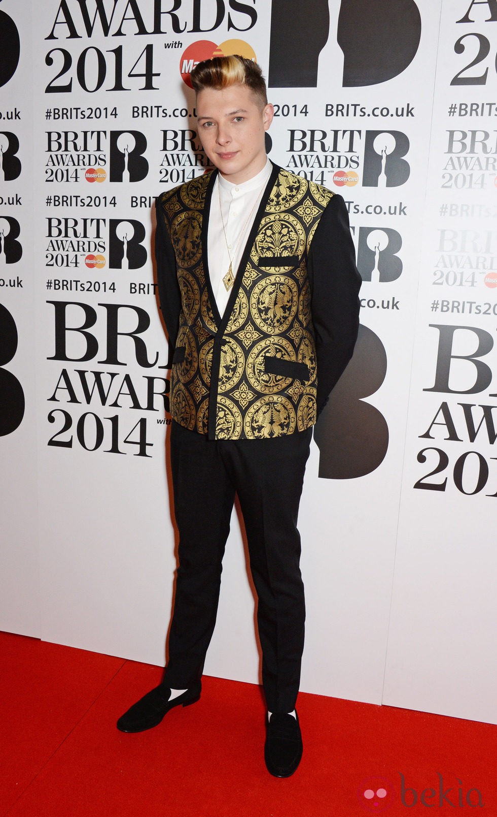 John Newman en los Brit Awards 2014