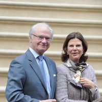 Los Reyes de Suecia en Nueva York para conocer a su nieta