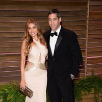 Sofía Vergara y Nick Loeb en la fiesta Vanity Fair tras los Oscar 2014
