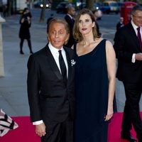 Valentino y Rosario Nadal en la exposición 'The Glamour of Italian Fashion 1945-2014'