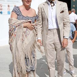 Estrella Morente y Javier Conde en el bautizo de su hija Estrella