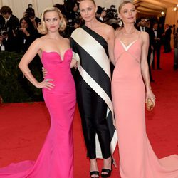 Reese Whiterspoon, Stella McCartney y Kate Bosworth en la Gala MET 2014 