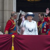 La Reina Isabel y el Duque de Edimburgo en Trooping the Colour 2014