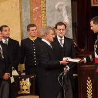 El Rey Felipe VI como Rey de España ante el presidente del Congreso y el presidente del Gobierno