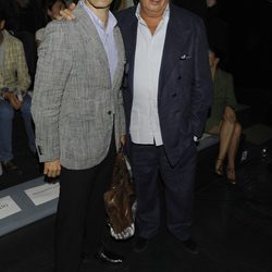 Modesto Lomba y Francis Montesinos en el desfile de Jesús del Pozo en Cibeles 2011