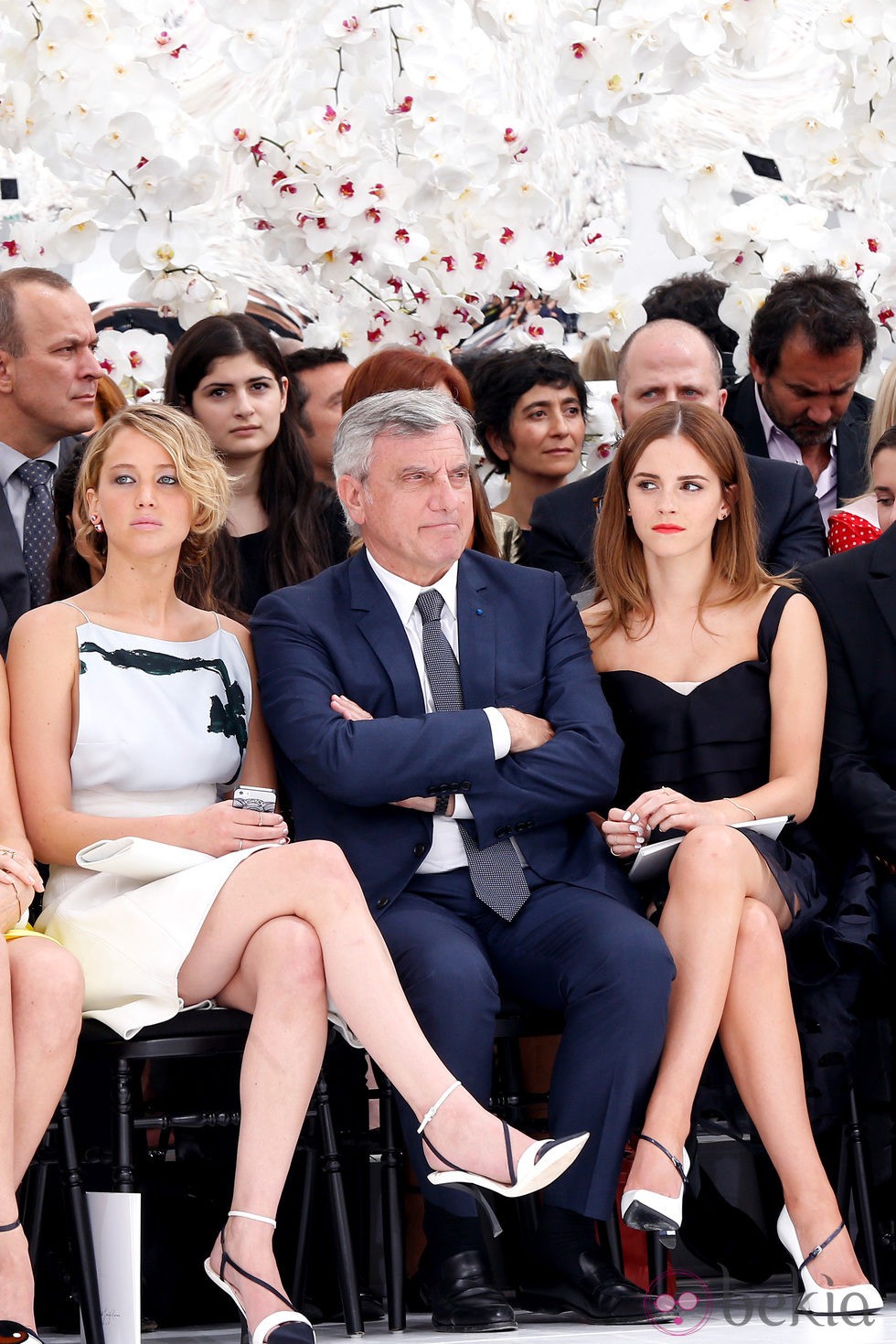 Jennifer Lawrence, Sidney Toledano y Emma Watson en el desfile de Dior de la Semana de la Alta Costura de París otoño/invierno 2014