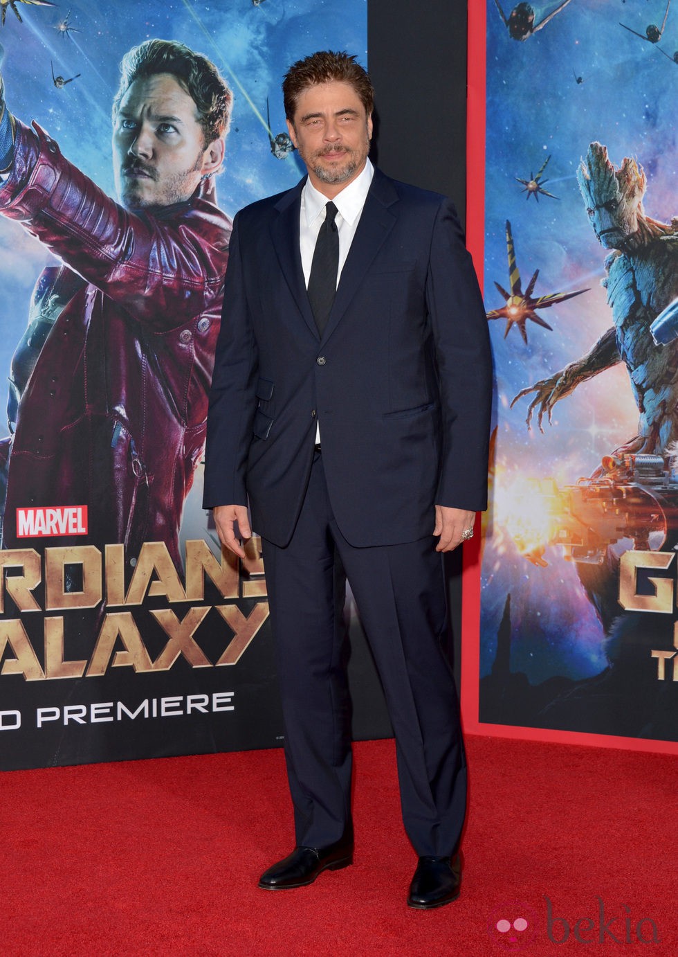 Benicio del Toro posando en el estreno de 'Guardianes de la Galaxia' en Los Angeles