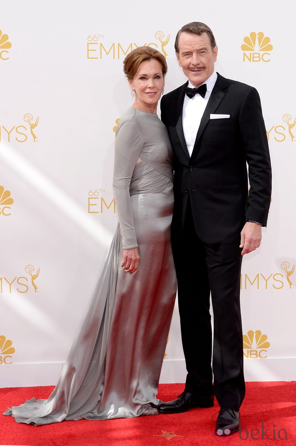 Bryan Cranston y su esposa en los Emmy 2014