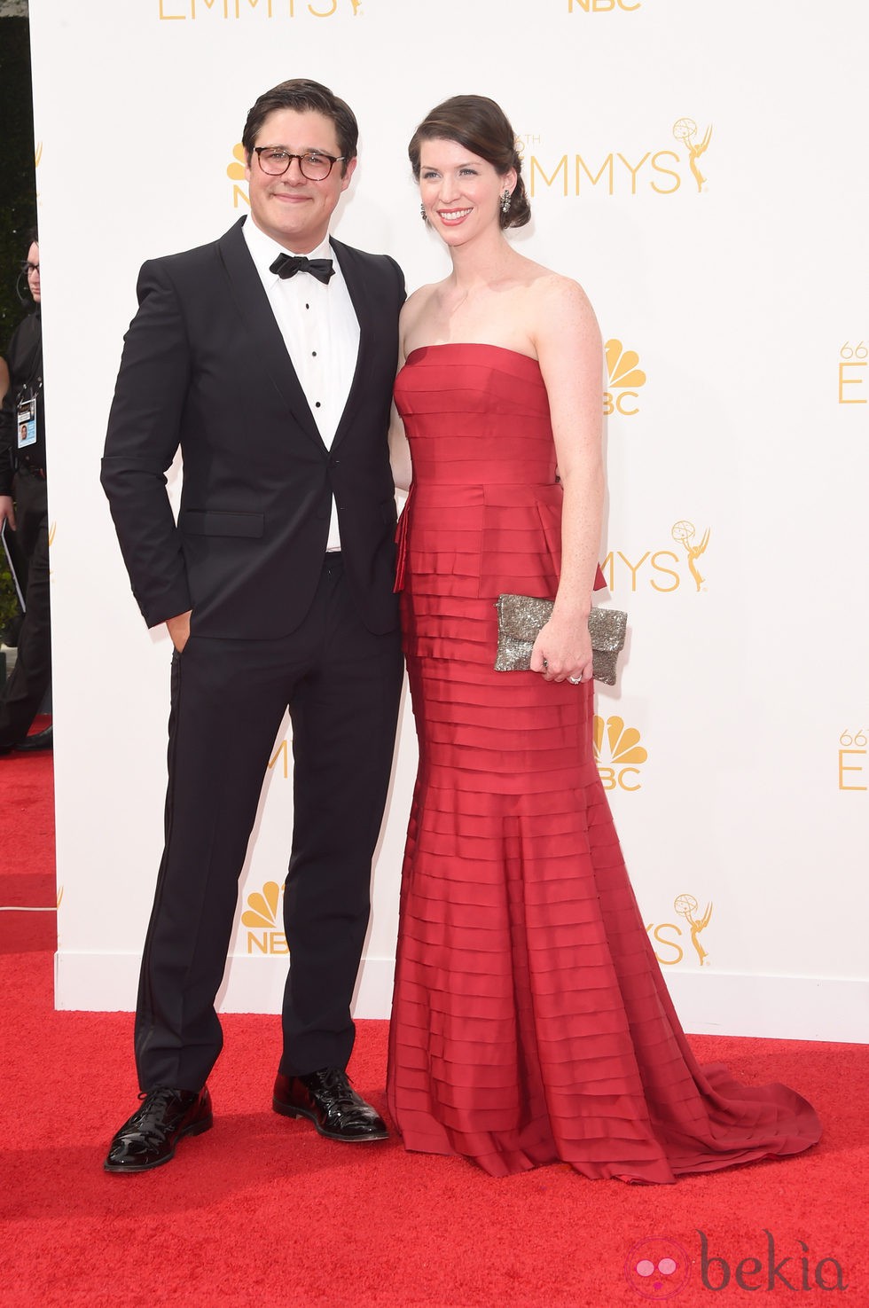Rich Sommer y Virgina Donohoe en la alfombra roja de los Premios Emmy 2014
