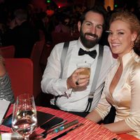 Katharine Heighl y Josh Kelley en la gala de los Premios Emmy 2014