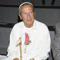 Elio Berhanyer en el desfile de Devota & Lomba en Madrid Fashion Week primavera/verano 2015