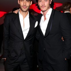 Jon Kortajarena y Luke Evans en una gala benéfica contra el SIDA