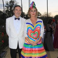 Agatha Ruiz de la Prada y Pedro J Ramirez en los Premios Escaparate de Sevilla