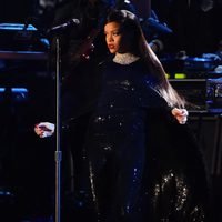 Rihanna durante su actuación en Concert for Valor 2014