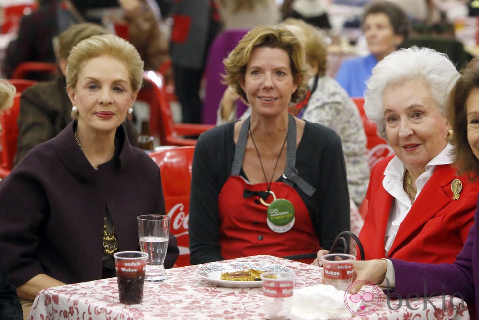 Carolina Herrera, Simoneta Gómez-Acebo y la Infanta Pilar en el Rastrillo Nuevo Futuro 2014