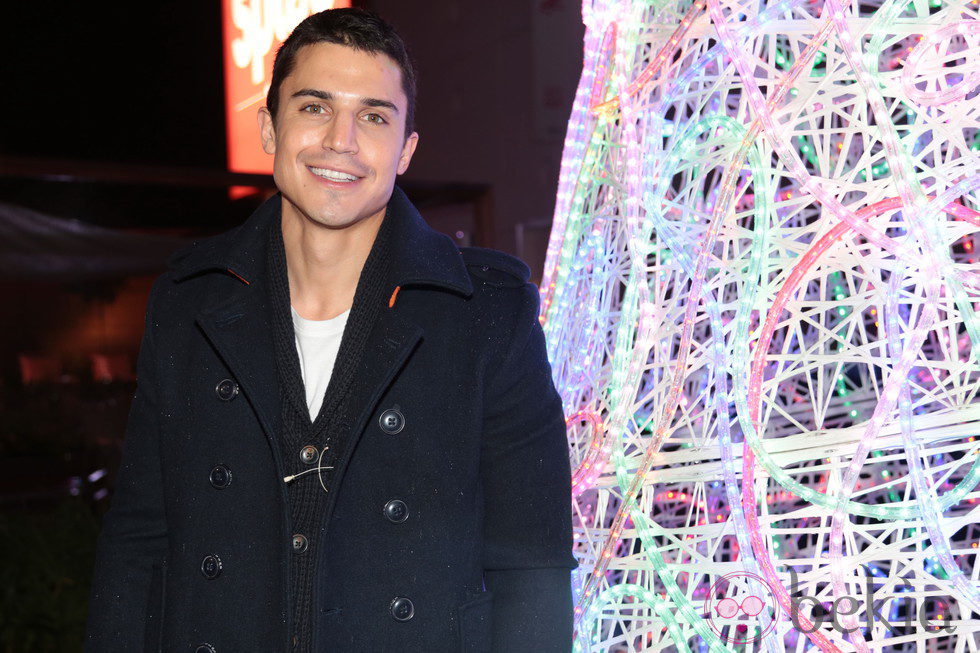 Álex González en el encendido de Navidad de un centro comercial