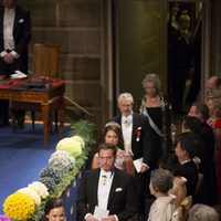 Carlos Felipe de Suecia, Sofia Hellqvist, Magdalena de Suecia y Chris O'Neill en los Nobel 2014