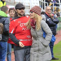 Santiago Segura y Cayetana Guillén Cuervo en el partido benéfico 'artistas vs. toreros'