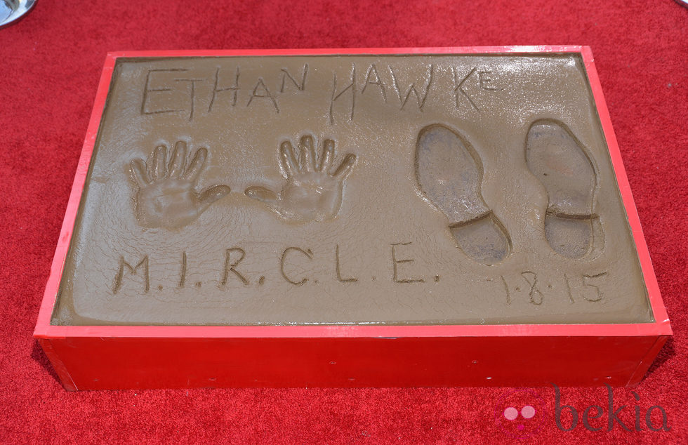 Huellas de Ethan Hawke frente al Teatro Chino de Hollywood