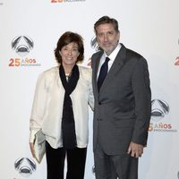 Emilio y Aruca Aragón en la fiesta del 25º Aniversario de Antena 3
