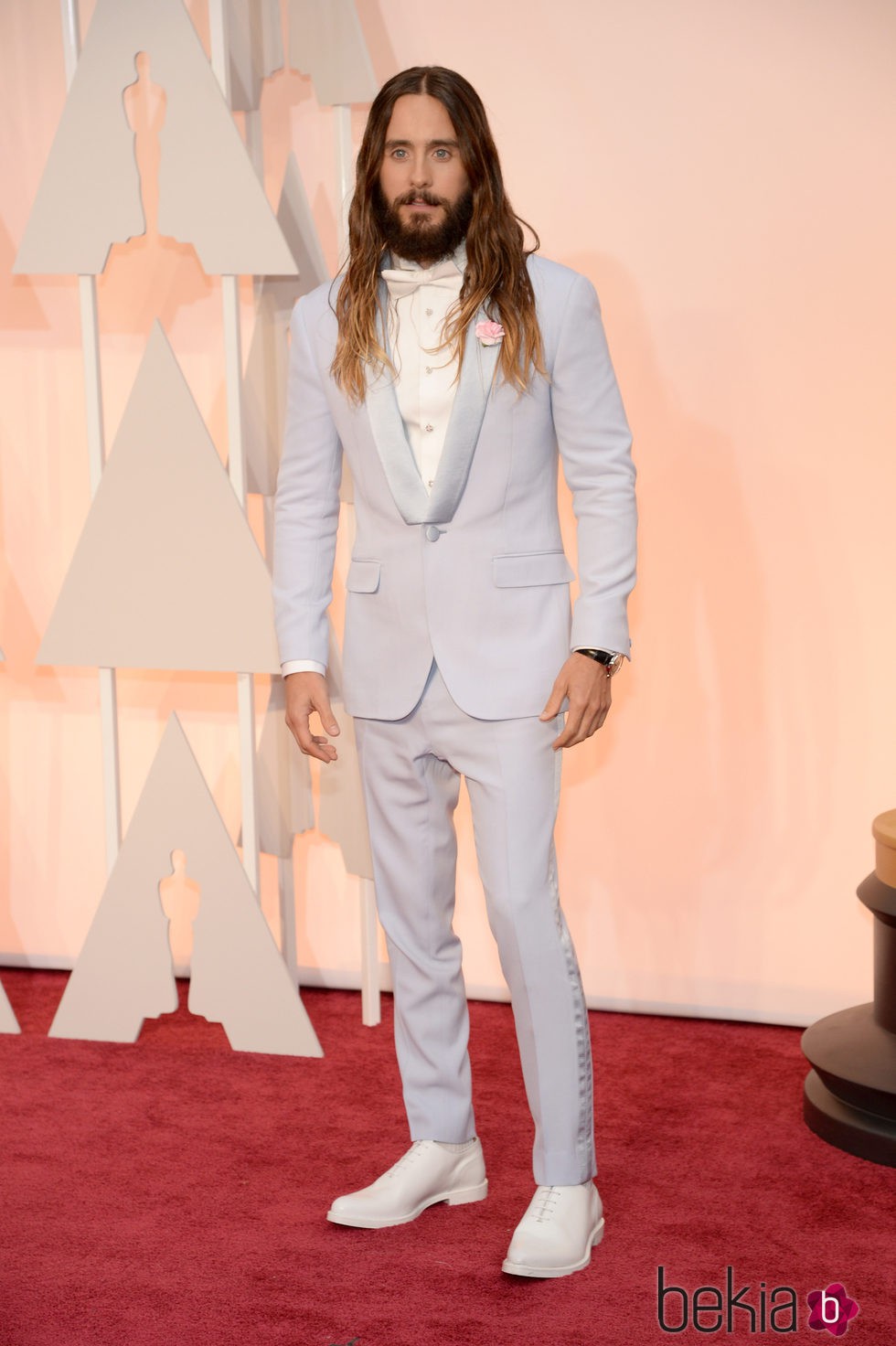 Jared Leto posa en la alfombra roja de los Oscar 2015