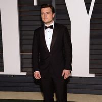 Josh Hutcherson en la fiesta Vanity Fair tras los Oscar 2015