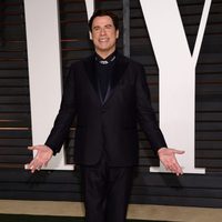 John Travolta en la fiesta Vanity Fair tras los Oscar 2015