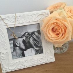 Bar Refaeli publica una tierna imagen tras su compromiso matrimonial