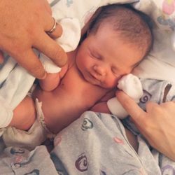 La recién nacida Ioni Conran, hija de Coco Rocha y James Conran