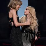 Madonna y Taylor Swift en los premios iHeartRadio 2015