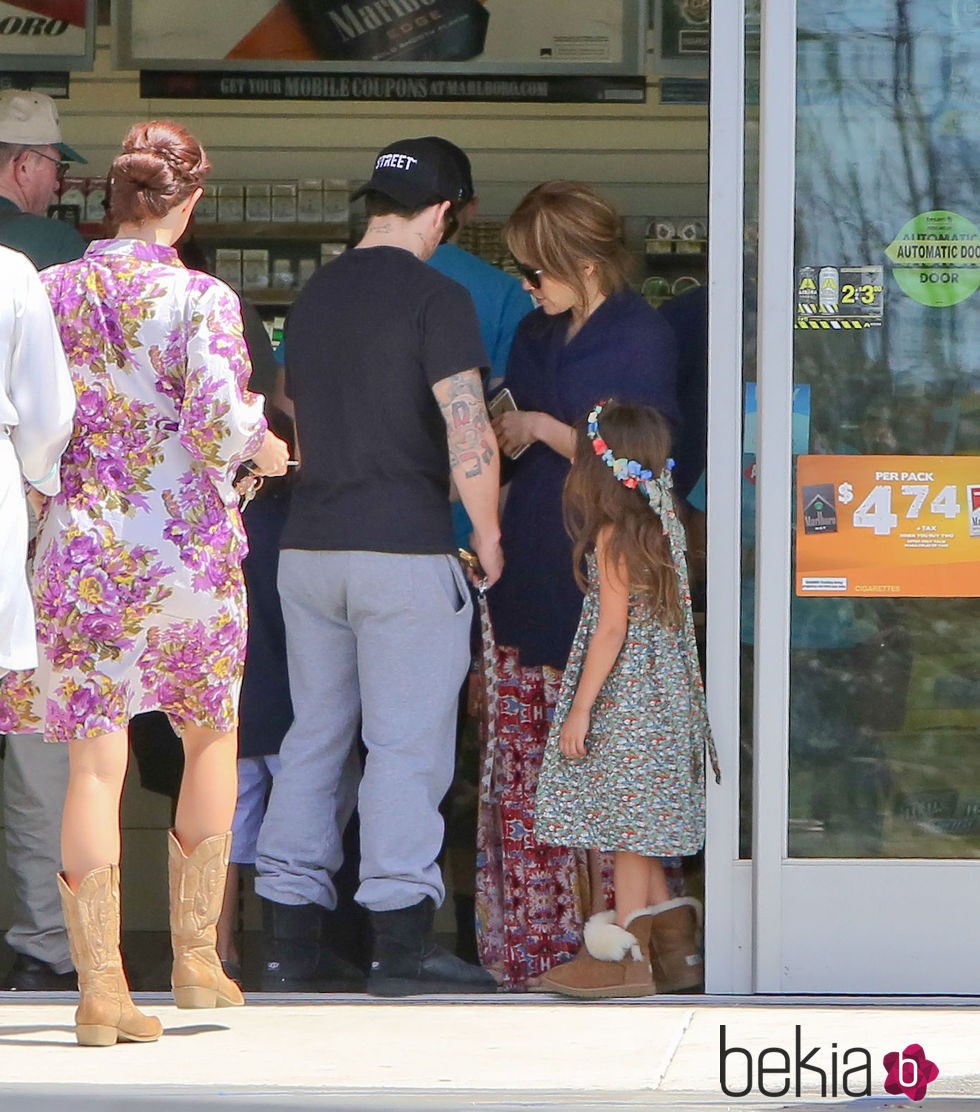 Jennifer Lopez y Casper Smart de vacaciones con los gemelos en Mexico