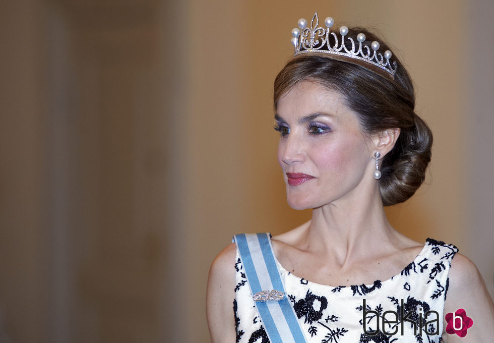 La Reina Letizia con la tiara princesa en el 75 cumpleaños de Margarita de Dinamarca