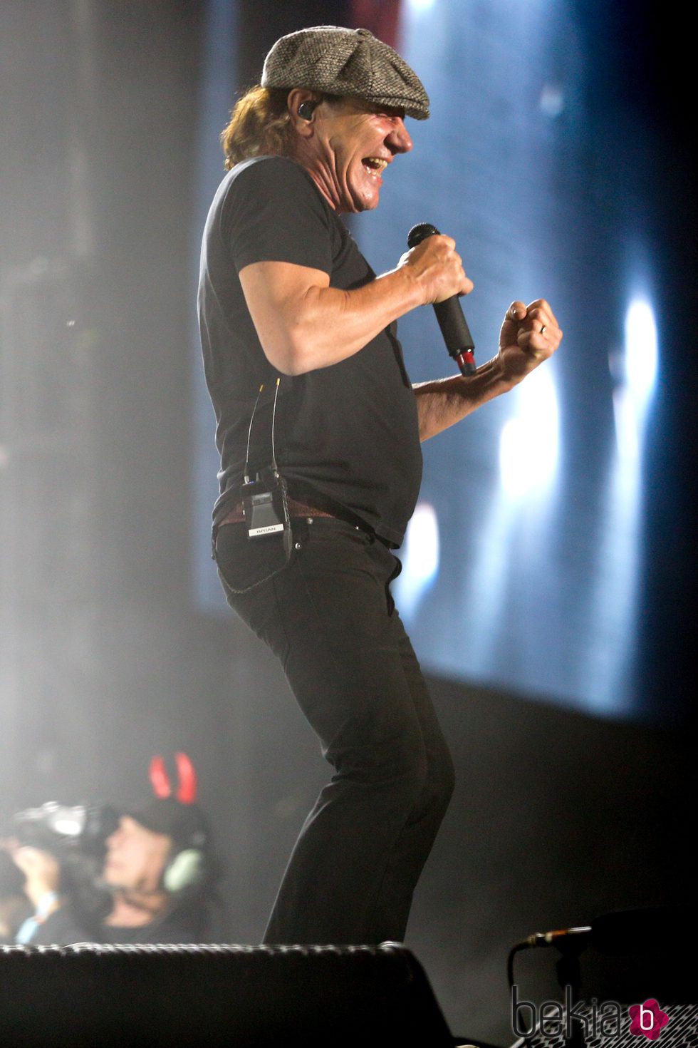 Brian Johnson de los ACDC actuando en el segundo festival del Coachella 2105